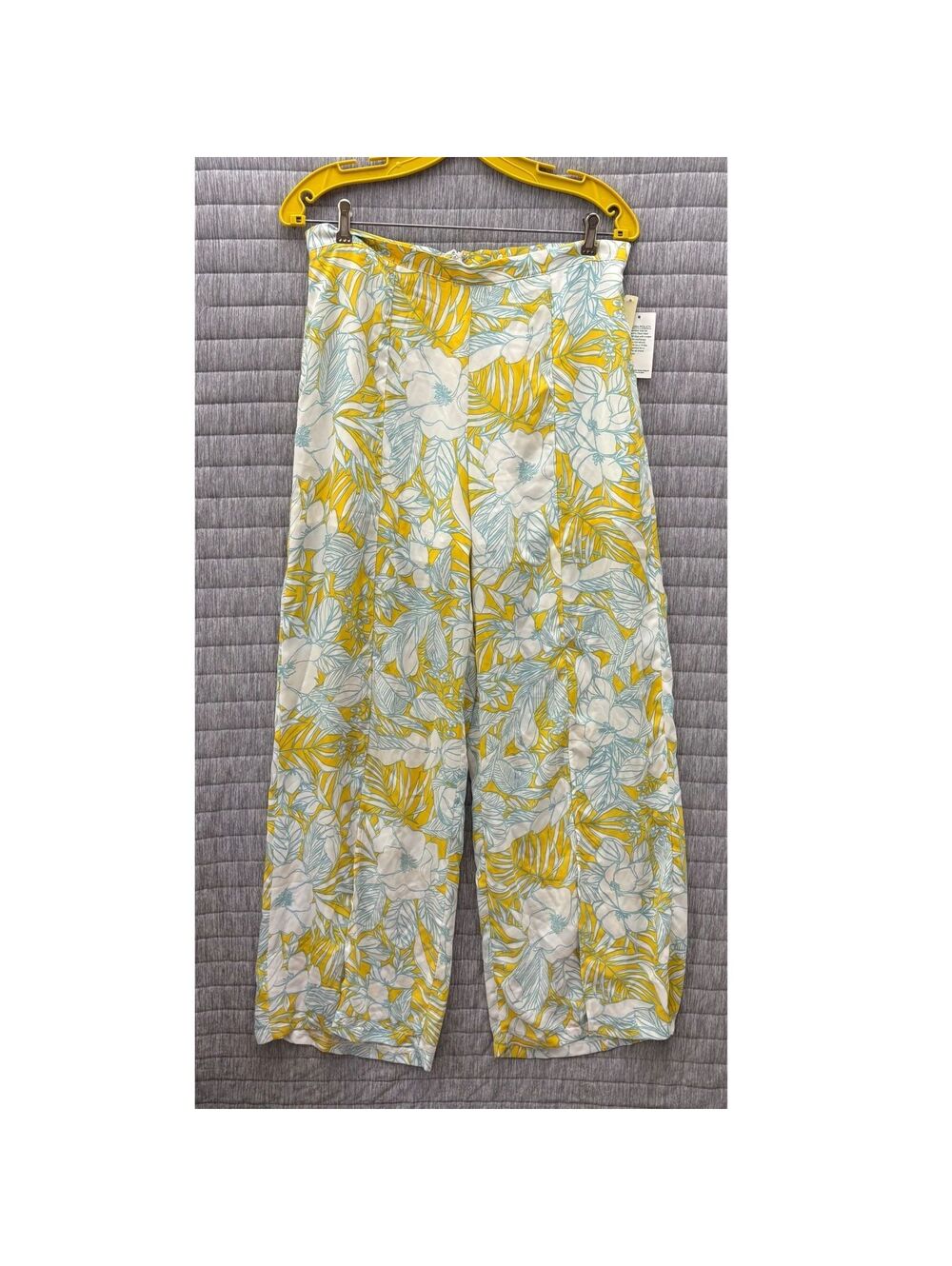 June & Hudson Split Leg Breezy Tropical Pants White Turquoise Yellow Medium NWT